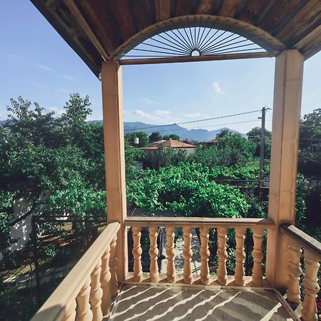 Guest House Metreveli Street 19 Khashuri Ngoại thất bức ảnh