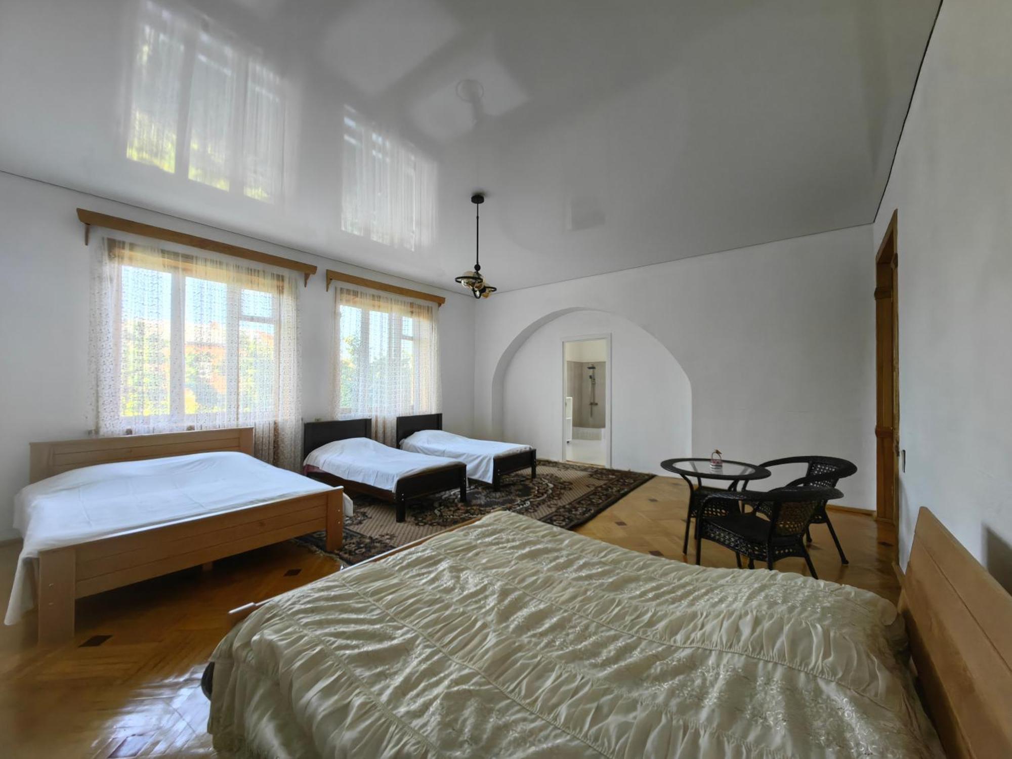 Guest House Metreveli Street 19 Khashuri Ngoại thất bức ảnh